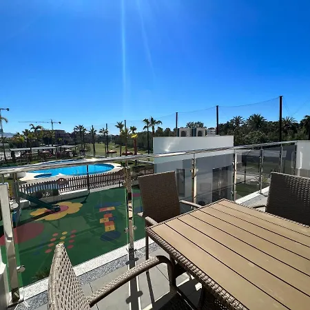 Pushe Playa Granada Beach & Golf 9 Appartamento *